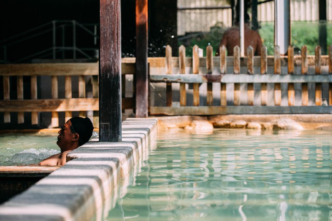 Cdr Hotspring Resort Liugui Екстер'єр фото