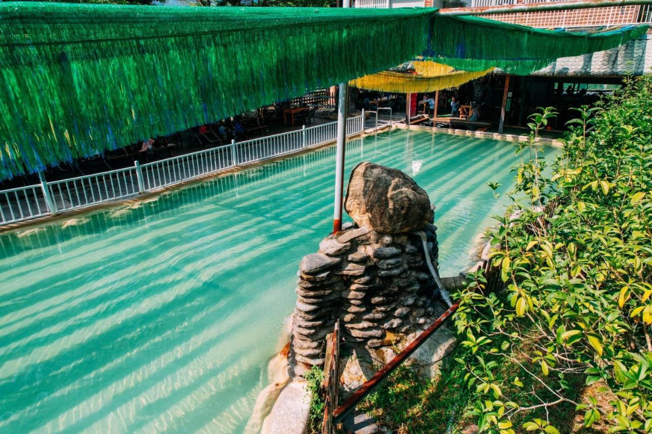 Cdr Hotspring Resort Liugui Екстер'єр фото