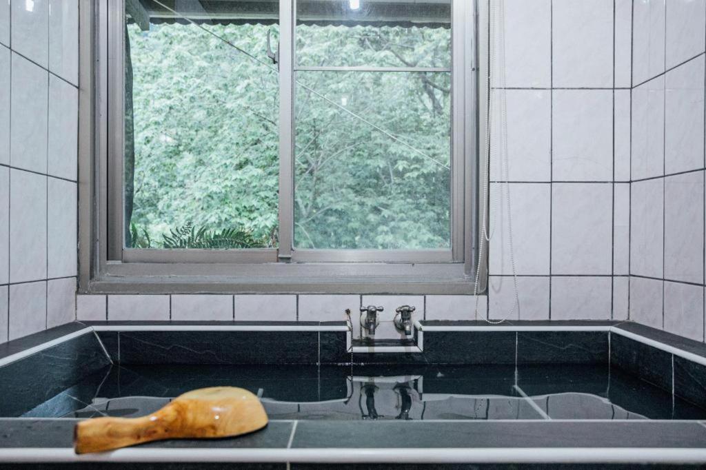 Cdr Hotspring Resort Liugui Екстер'єр фото